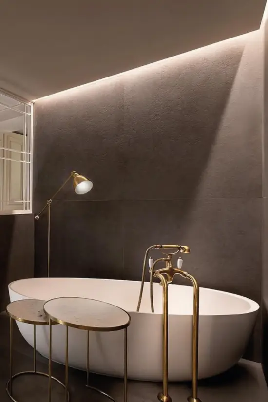 Foto del bagno di una delle Suite, moderno ed elegante