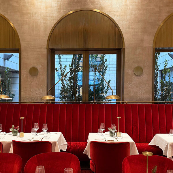 Foto dell'interno del Foyer alla Scala