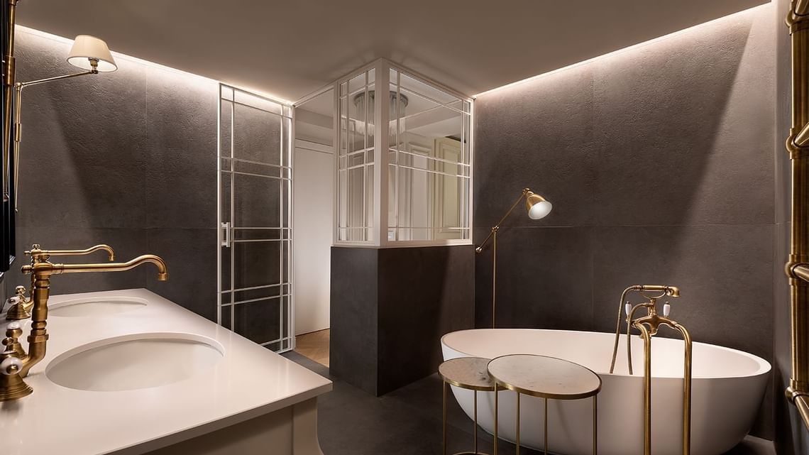 Foto del bagno si una delle suite del Matilde Boutique Hotel